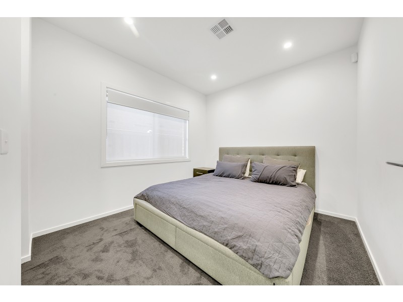 39 Starboard Way, Werribee South VIC 3030