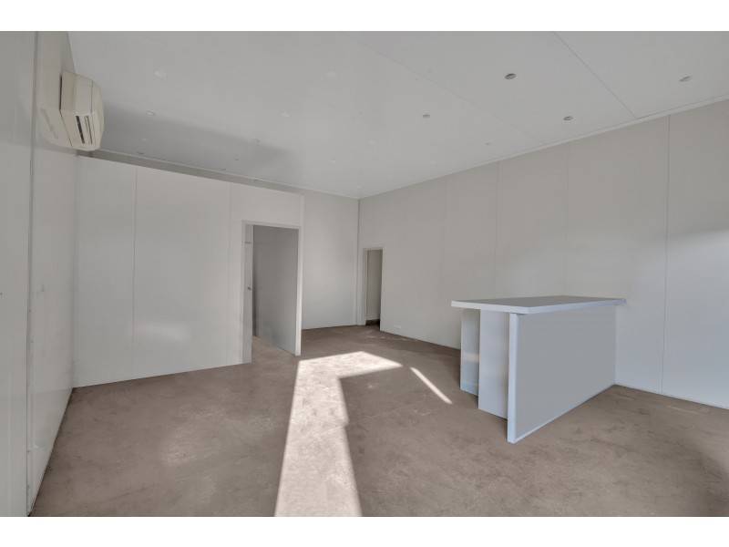 61 Knight Avenue, Sunshine North VIC 3020