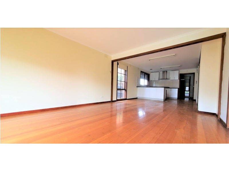 37 Rowan Drive, Kealba VIC 3021
