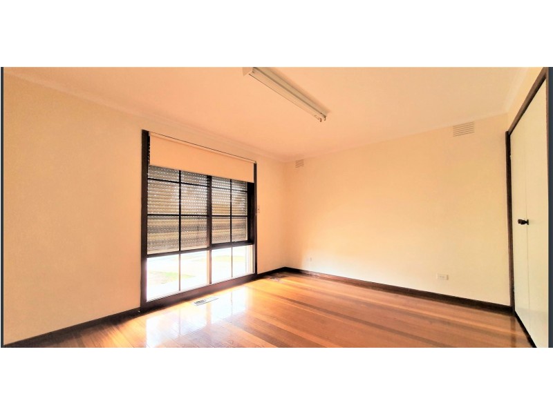 37 Rowan Drive, Kealba VIC 3021