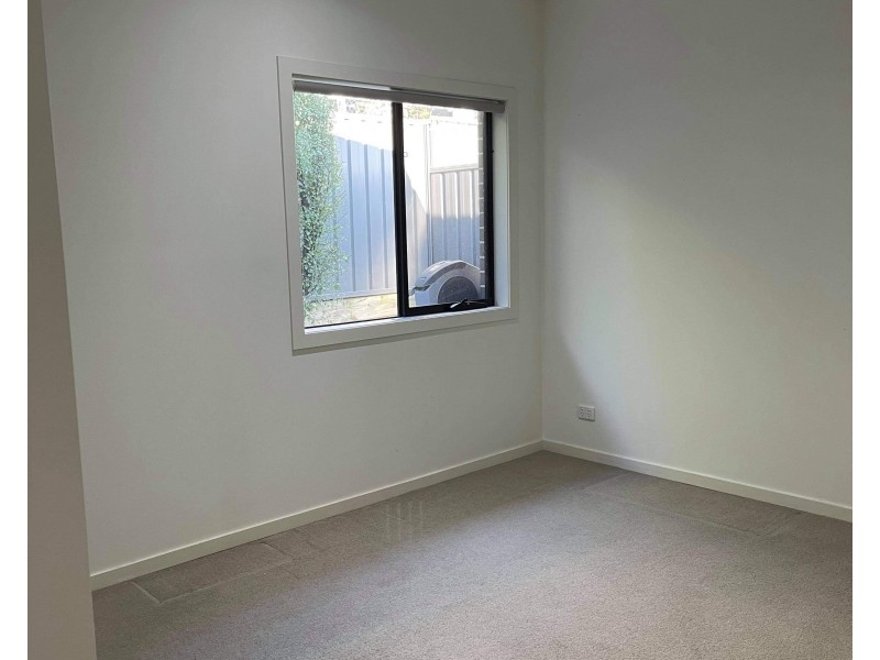 17 Delbridge Drive, Mernda VIC 3754