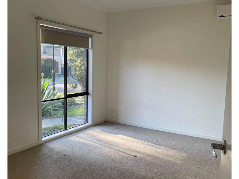 17 Delbridge Drive, Mernda VIC 3754