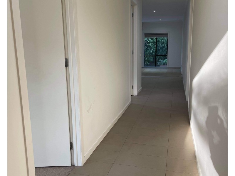 17 Delbridge Drive, Mernda VIC 3754