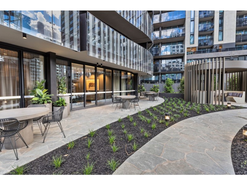 2108/1 Almeida Crescent, South Yarra VIC 3141