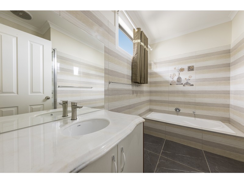 1/104 Manningham Road, Bulleen VIC 3105