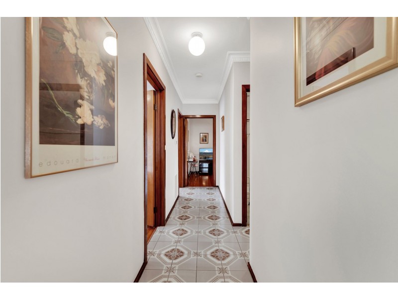 23 Cowper Avenue, St Albans VIC 3021