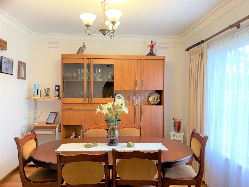 23 Cowper Avenue, St Albans VIC 3021