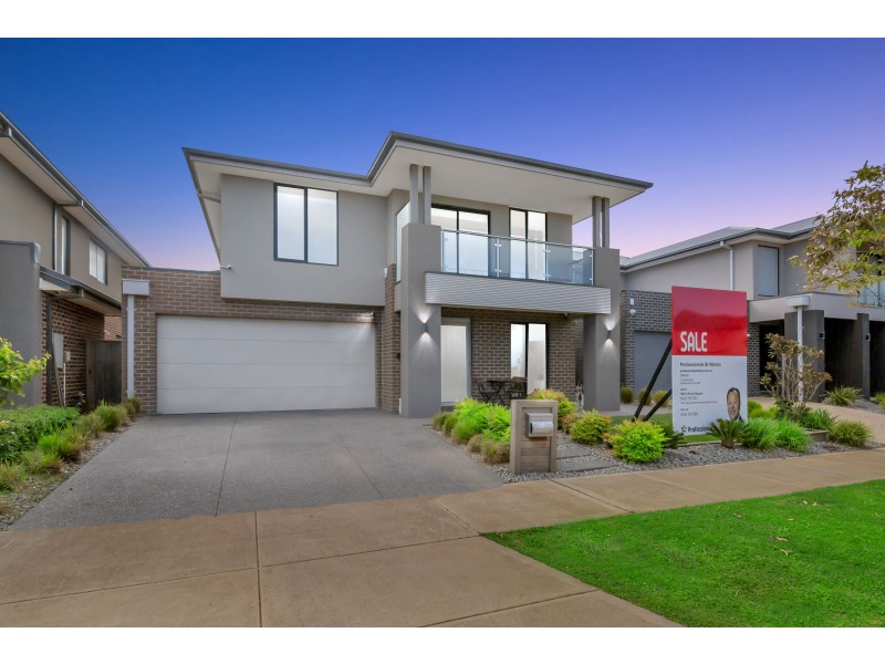 37 Starboard Way, Werribee South VIC 3030