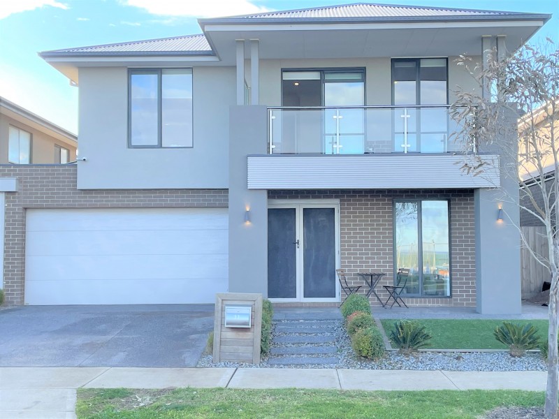 37 Starboard Way, Werribee South VIC 3030