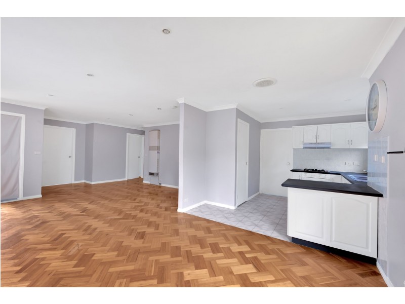 2/17 Syme Street, St Albans VIC 3021