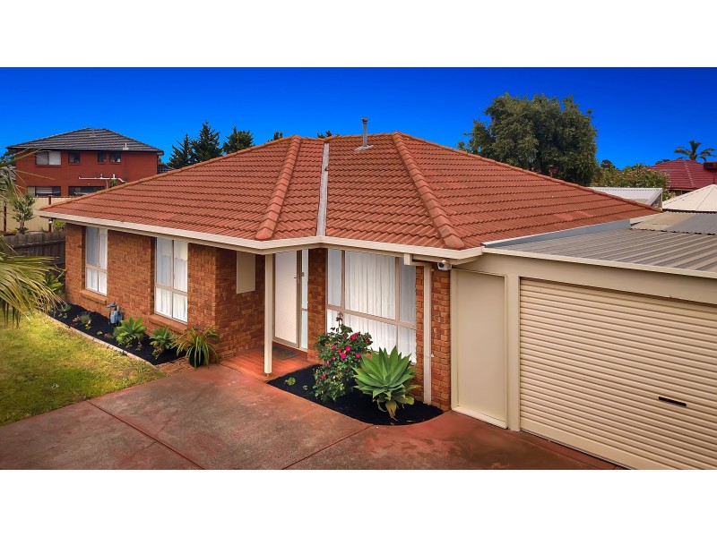 2/19 Wahgunyah Drive, St Albans VIC 3021