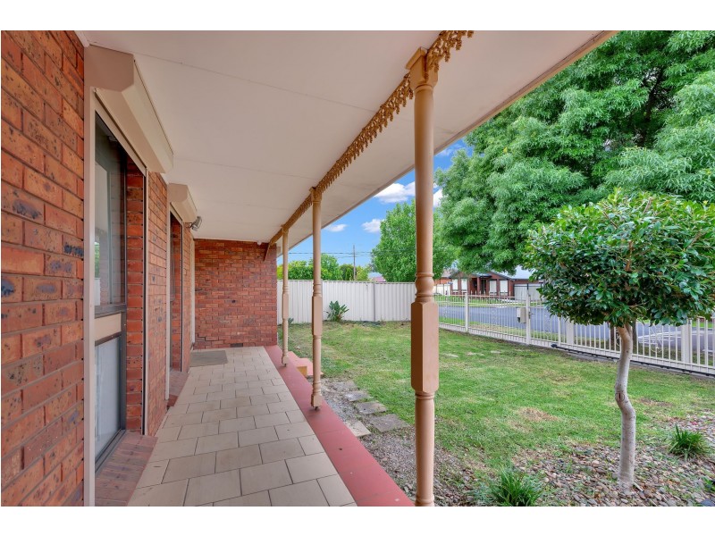 3 Allandale Road, Kings Park VIC 3021