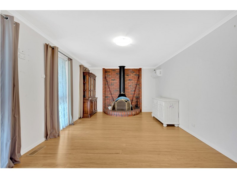 3 Allandale Road, Kings Park VIC 3021