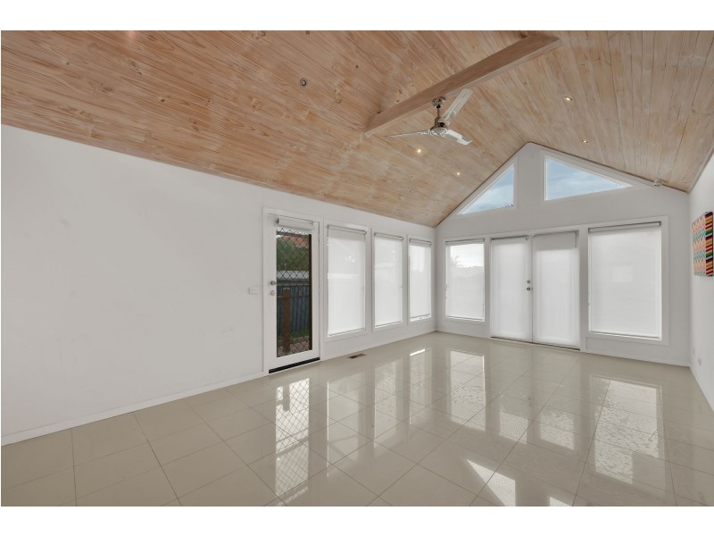 3 Allandale Road, Kings Park VIC 3021