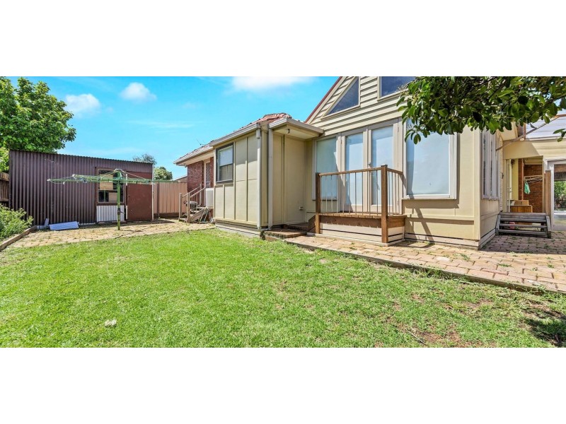 3 Allandale Road, Kings Park VIC 3021