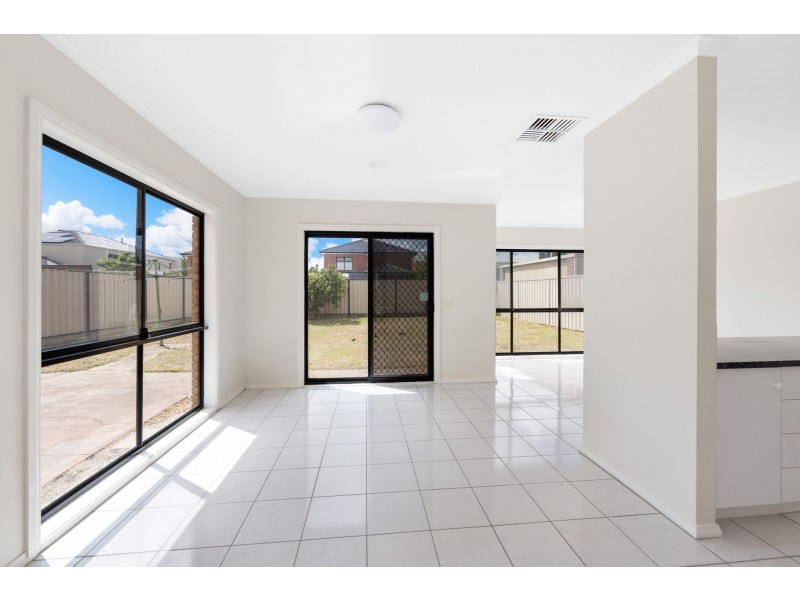 10 Kannan Boulevard, Braybrook VIC 3019