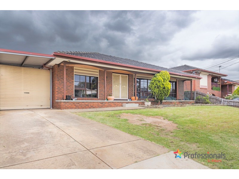 37 Rowan Drive, Kealba VIC 3021