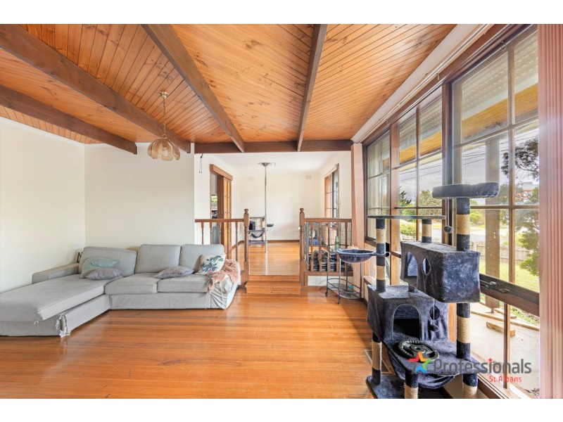 37 Rowan Drive, Kealba VIC 3021