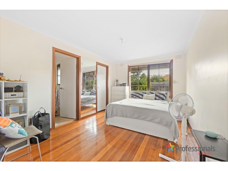 37 Rowan Drive, Kealba VIC 3021