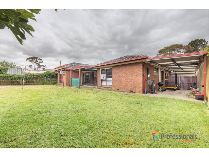 37 Rowan Drive, Kealba VIC 3021