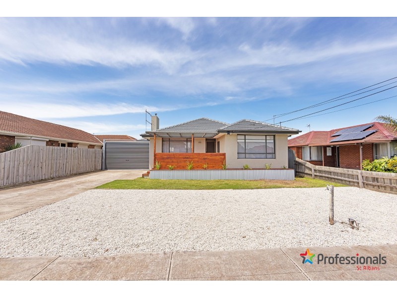 42 Lois Street, St Albans VIC 3021