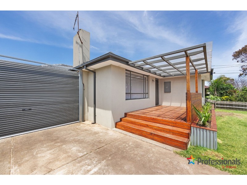 42 Lois Street, St Albans VIC 3021