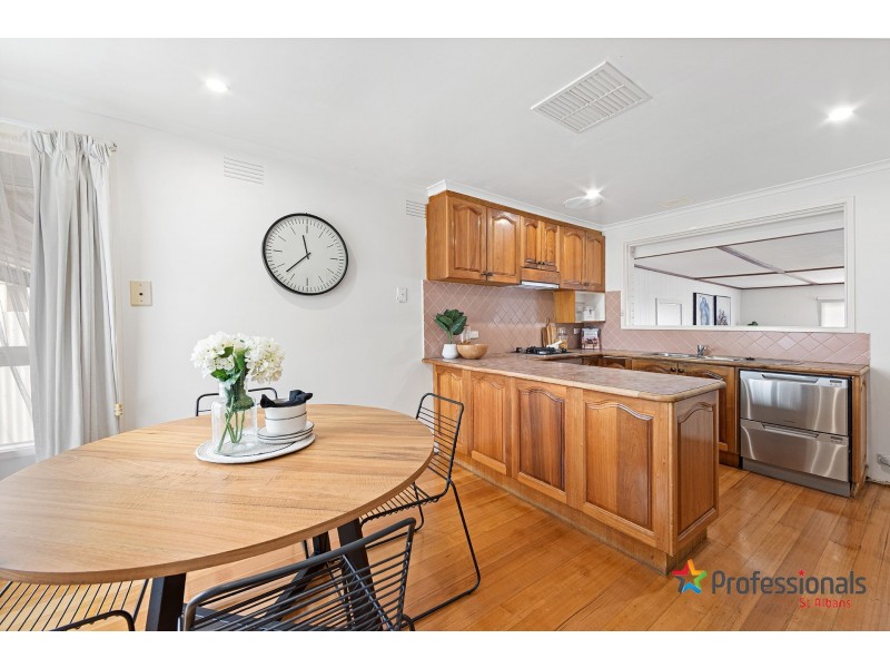 21 Diamond Avenue, Albanvale VIC 3021