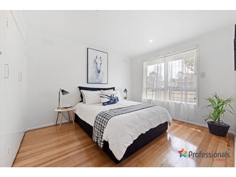 21 Diamond Avenue, Albanvale VIC 3021