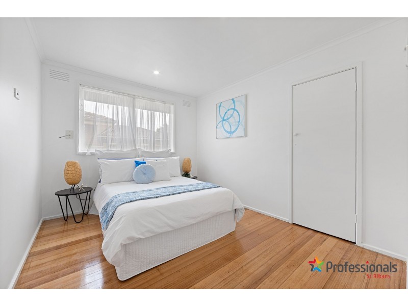 21 Diamond Avenue, Albanvale VIC 3021