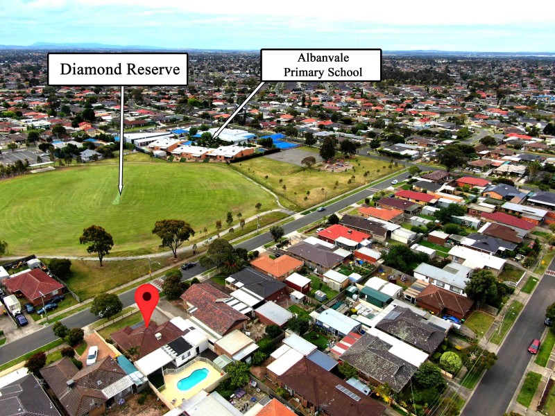 21 Diamond Avenue, Albanvale VIC 3021