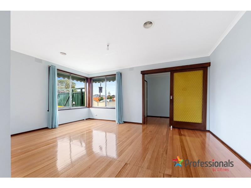 161 Main Road East, St Albans VIC 3021