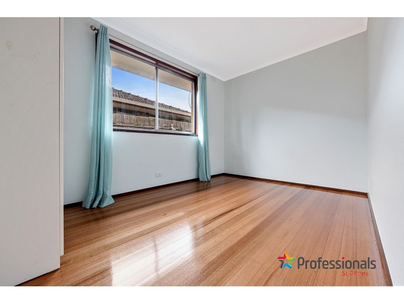 161 Main Road East, St Albans VIC 3021