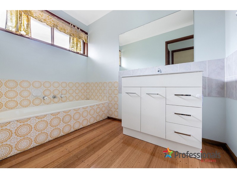 161 Main Road East, St Albans VIC 3021