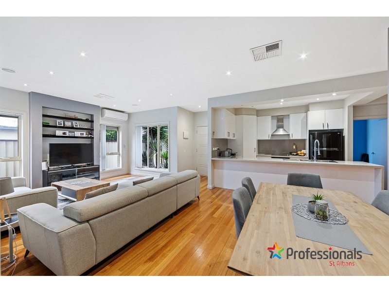 1&2/55 Millawa Avenue, St Albans VIC 3021