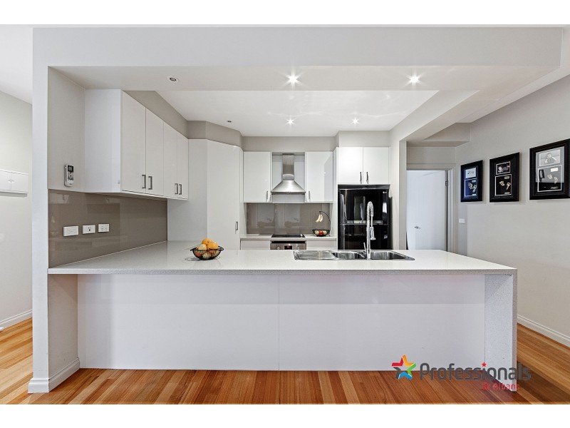 1&2/55 Millawa Avenue, St Albans VIC 3021