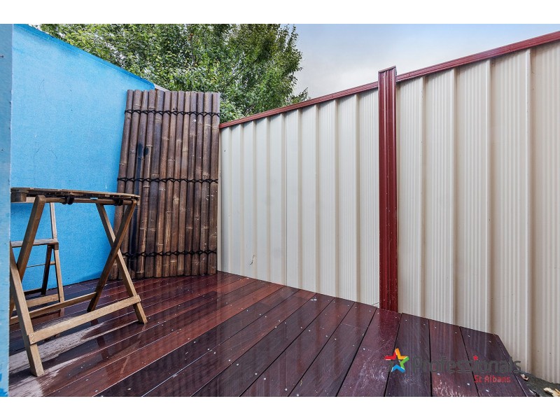 1&2/55 Millawa Avenue, St Albans VIC 3021