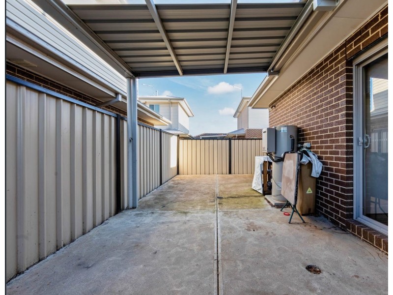6/72 Errington Road, St Albans VIC 3021