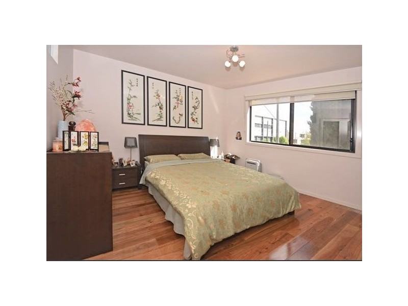 118 Buckley Street, Essendon VIC 3040