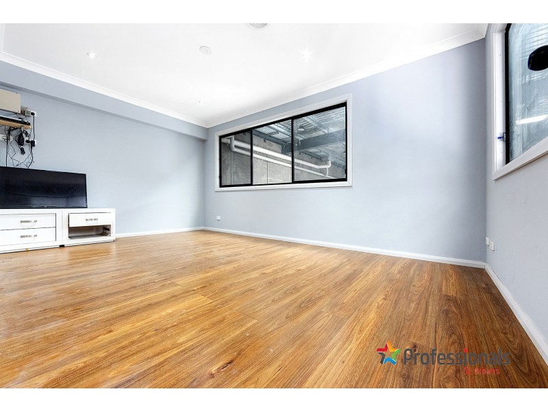 30 Imperial Avenue, Sunshine North VIC 3020