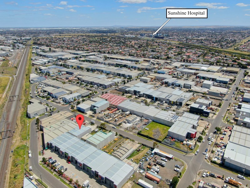 30 Imperial Avenue, Sunshine North VIC 3020