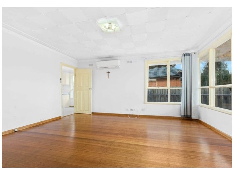 9 Breydon Court, St Albans VIC 3021