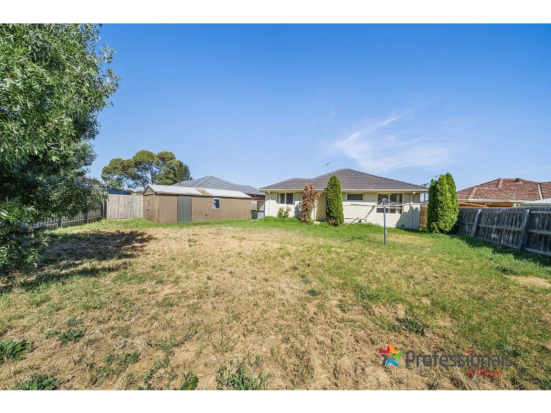 9 Breydon Court, St Albans VIC 3021