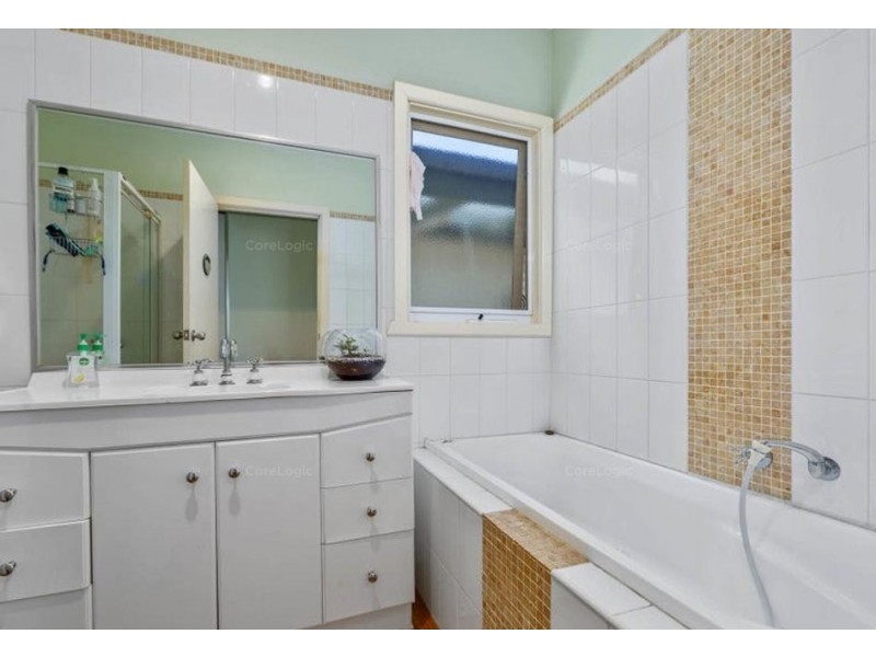 38 Walmer Avenue, St Albans VIC 3021