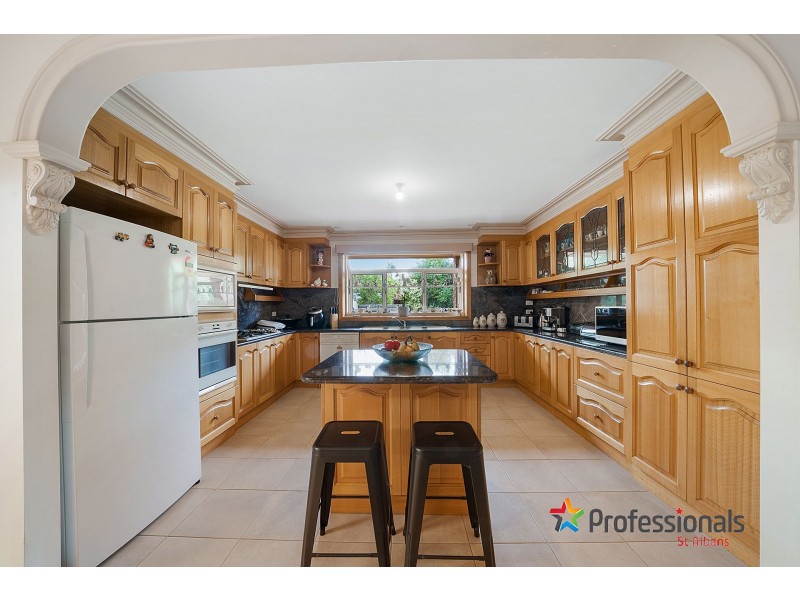 192 Westwood Drive, Burnside VIC 3023