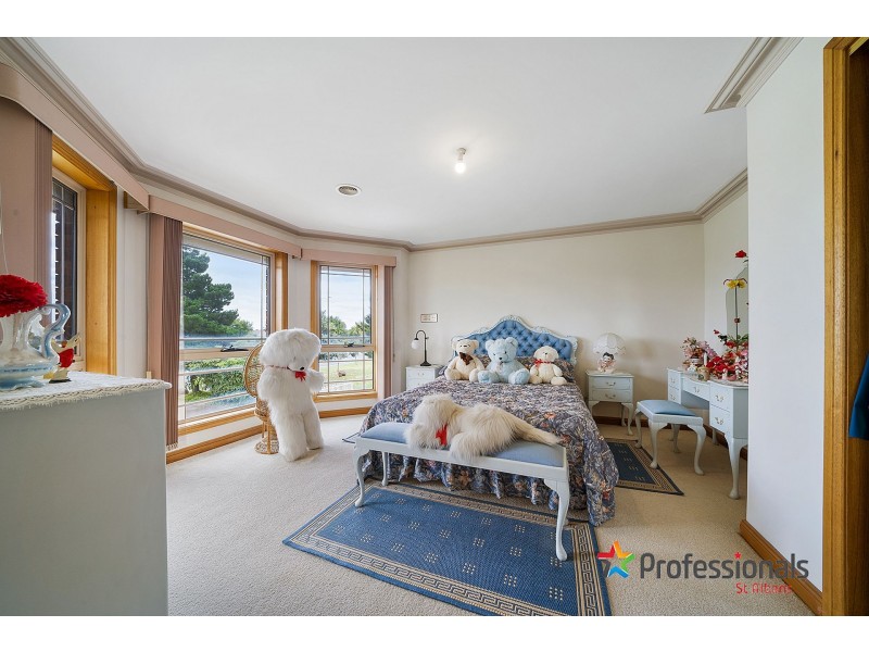 192 Westwood Drive, Burnside VIC 3023
