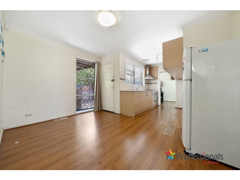 14 Barnes Crescent, Sunshine West VIC 3020