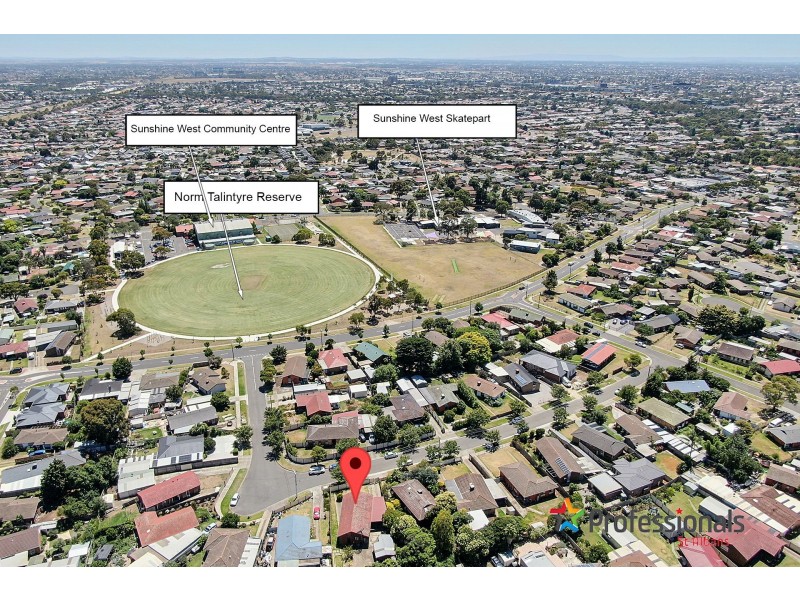 14 Barnes Crescent, Sunshine West VIC 3020