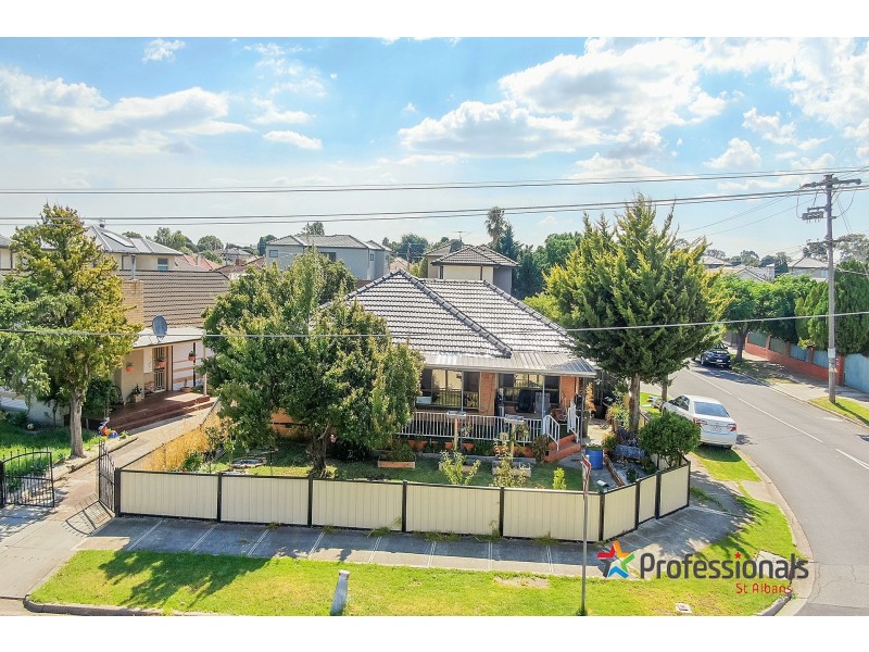 1/33 Glyndon Avenue, St Albans VIC 3021