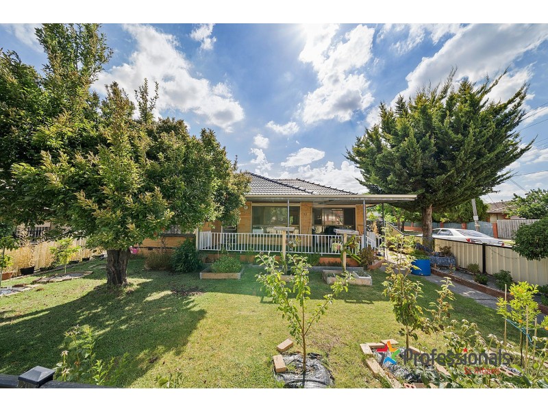 1/33 Glyndon Avenue, St Albans VIC 3021