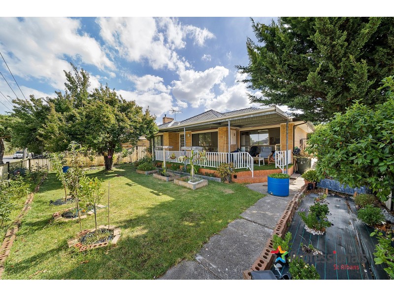 1/33 Glyndon Avenue, St Albans VIC 3021